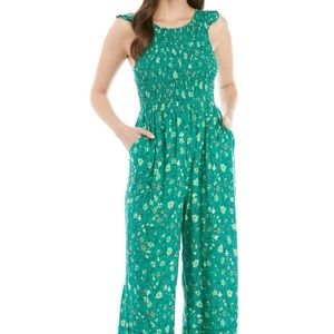 New Wonderly jumpsuit M
